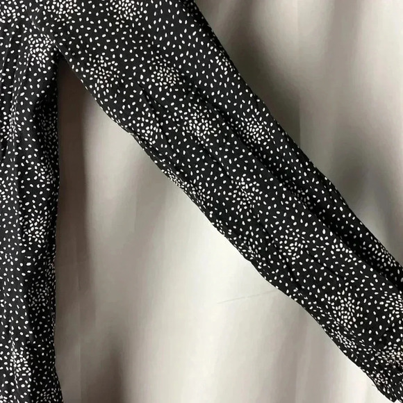 LOFT WOMENS SIZE 8 PETITE BLACK DRESS WHITE DOT DESIGN SIDE ZIP CROCHET - Picture 10 of 15